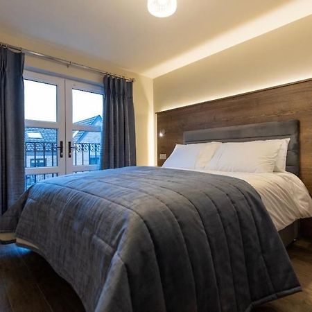 Luxury Town Centre Apartment Cookstown Eksteriør bilde
