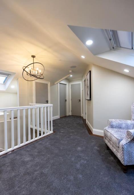 Luxury Town Centre Apartment Cookstown Eksteriør bilde