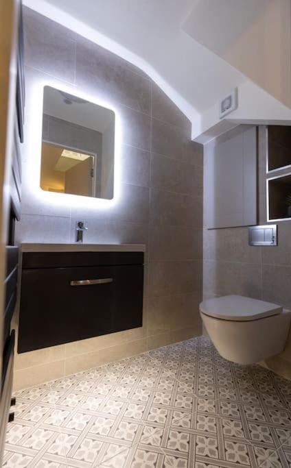 Luxury Town Centre Apartment Cookstown Eksteriør bilde